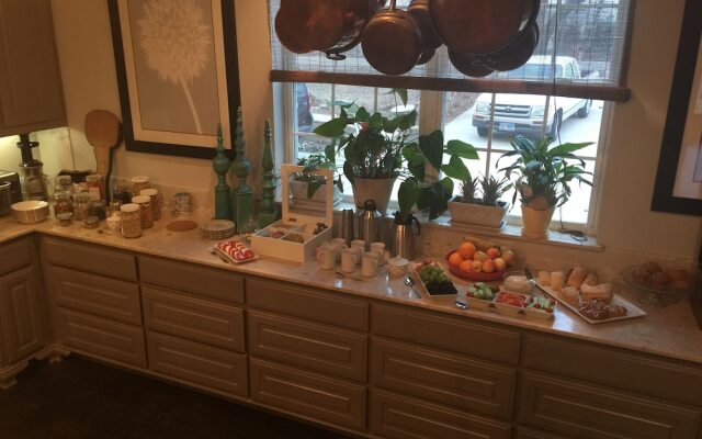 The Big Green House Bed & Breakfast