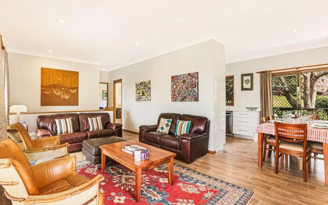 Walk to White Sands Walk and Hyams Beach a Beautiful Home – Guest Rooms – Vincentia