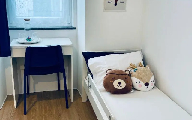 Partenope Hostel and Suites