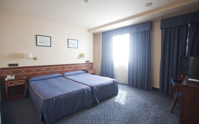 Hotel Carrís Almirante