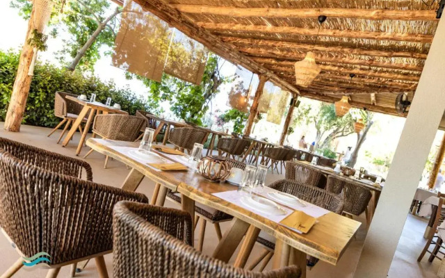 Plataria Seaside Resort