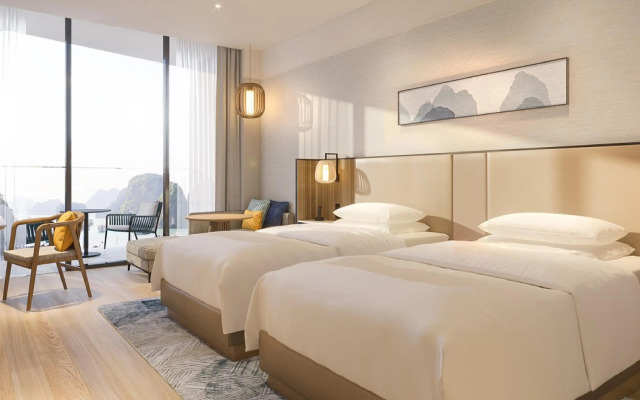 Hyatt Place Ha Long Bay, Bai Chay