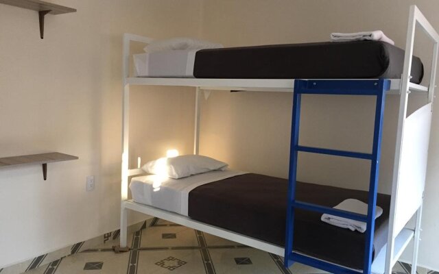 Hostel Oasis Centro by oyo rooms