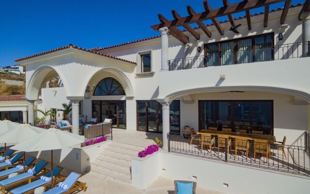 Villa With Sweeping Ocean Views From Pedregal: Casa Stella