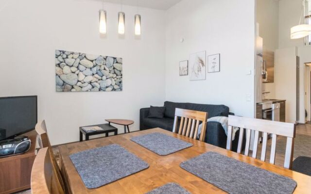 Skivillas 61 ukkohalla (b8)