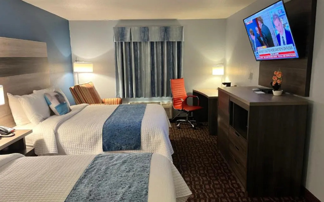 Garnett Hotel & RV Park