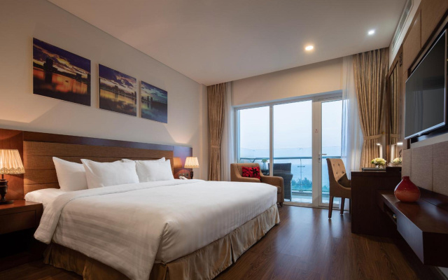 Gold Coast Hotel Resort & Spa – Guest Rooms – Dong Hoi