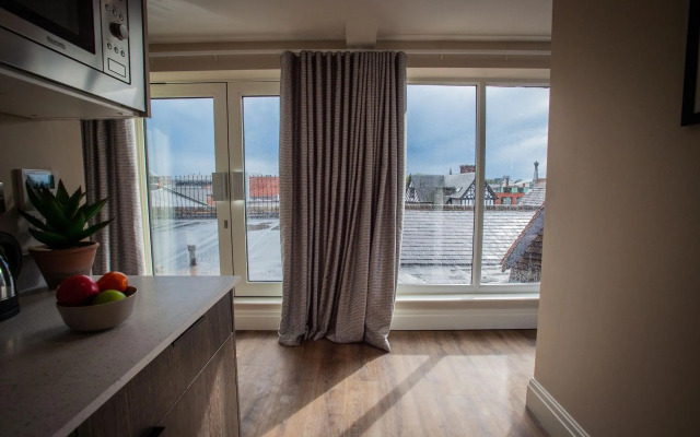 The Gresham Aparthotel