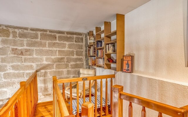 Quiant Holiday Home in Azille With Terrace