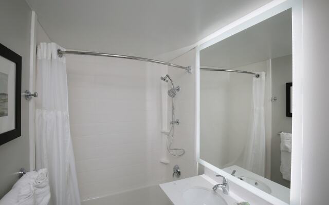 Best Western Sea Island Inn