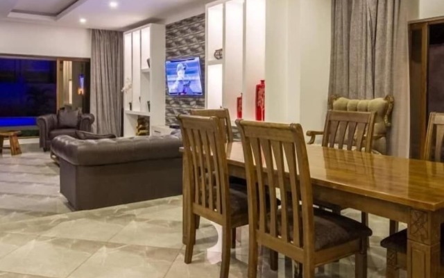 Stay.Plus Diani Luxurious Villa