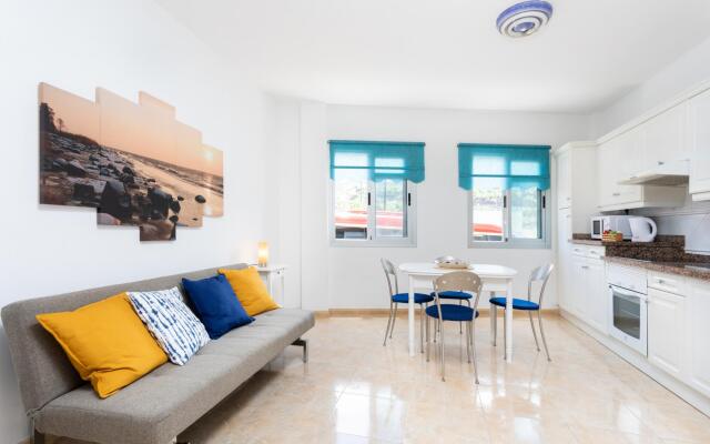 Home2book Sea Side Charco Azul Pool Apartment Wifi
