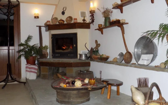 Yakovtsi Inn