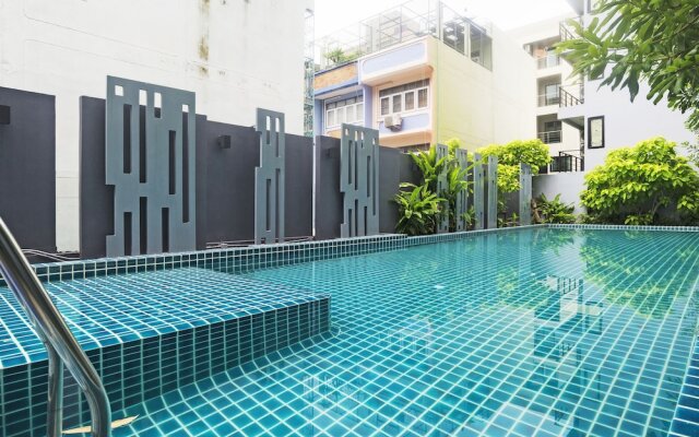 Bangkok Feliz Sathorn-Taksin By Favstay