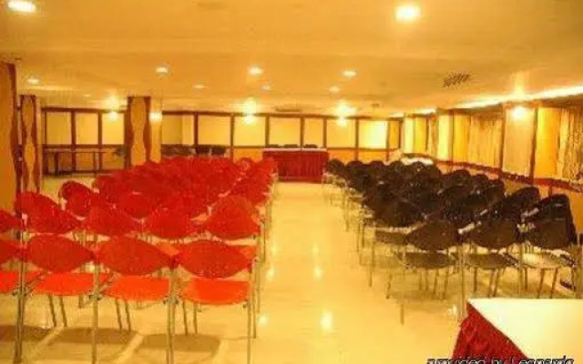 Priyadarshini Park