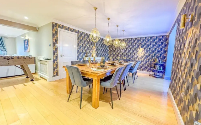 The Firs Luxury Home