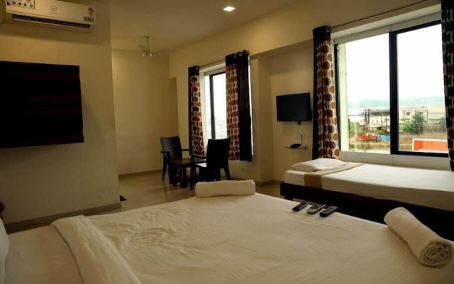Hotel Krushna Express Inn