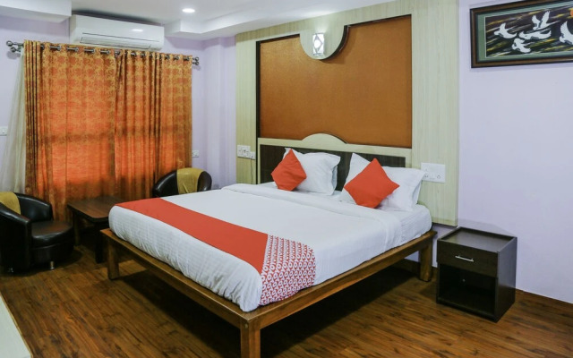 OYO 24519 Hotel Mother Palace