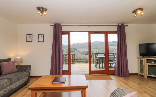 The Willow Lodge