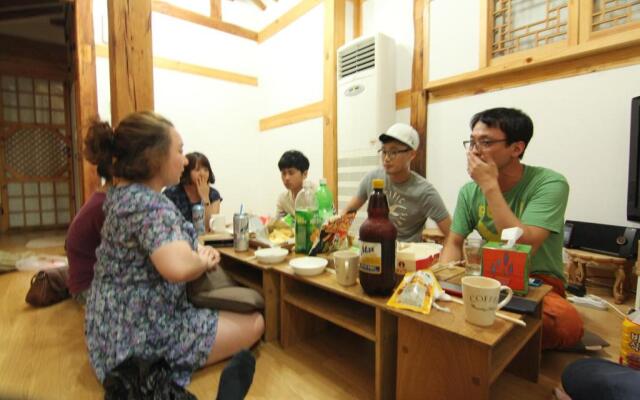 Irang Hanok Guesthouse