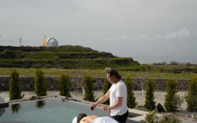 Saint John Villas Oia