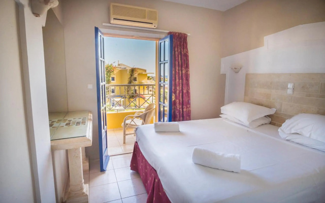 Parthenis Hotel & Suites
