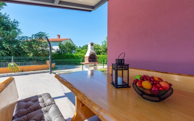 Amazing Home in Labin With 5 Bedrooms, Wifi and Outdoor Swimming Pool
