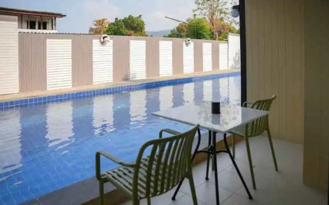 R2 Bed and Pool Kanchanaburi