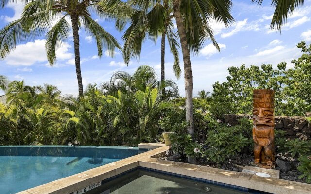 Wai'ula'ula A102 by RedAwning