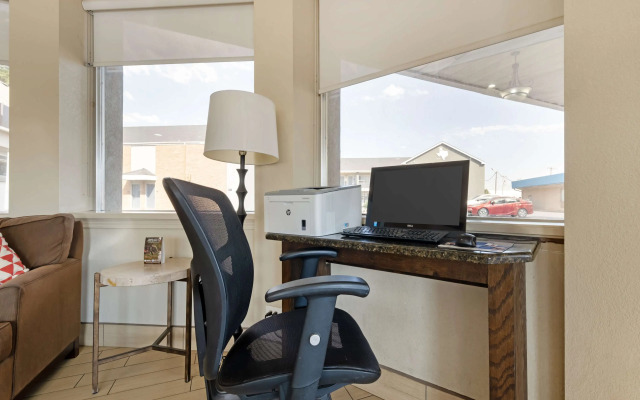 Best Western Red Carpet Inn