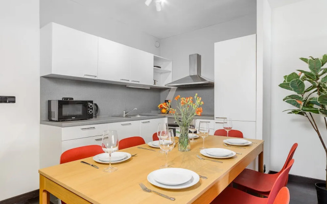 Deluxe loft with 3 bedrooms in Prague
