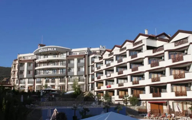 Royal Palm Apartments