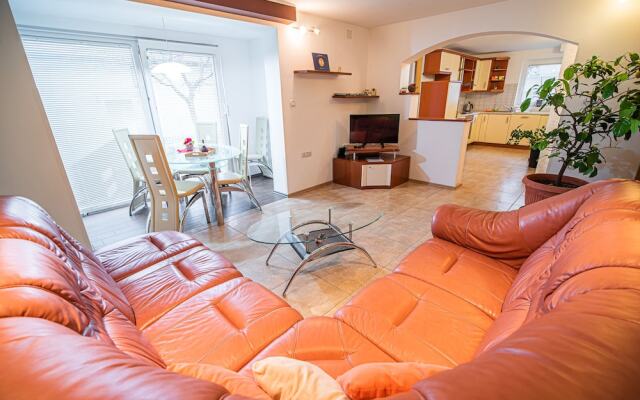 Apartments Ole