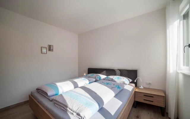 City-apartment Flora