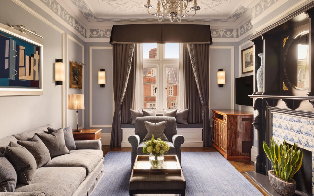 The Connaught, Maybourne