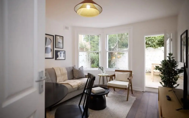 The Maida Hill Hideout - 2bdr Flat With Courtyard