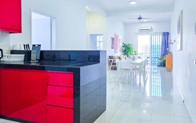 No.5 The Mint @ Puchong center near IOI Mall