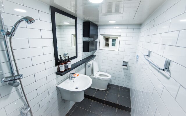 19th st. Guest House