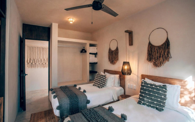 Round Villa Private Pool & Jungle rooftop 2A