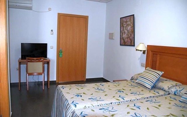 Hostal Restaurante San Isidro