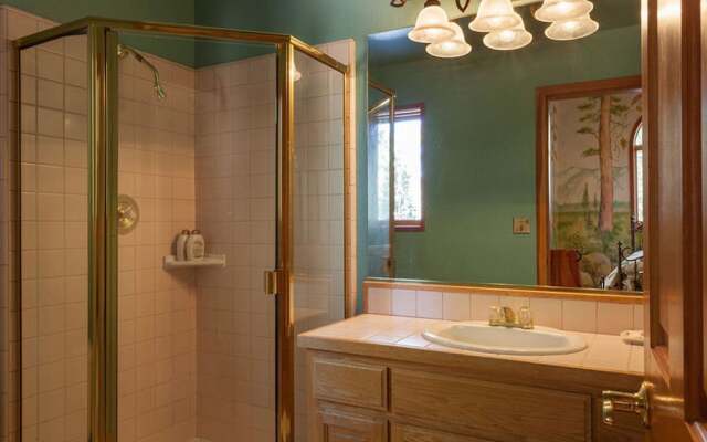 Pine View Lodge by Tahoe Mountain Properties