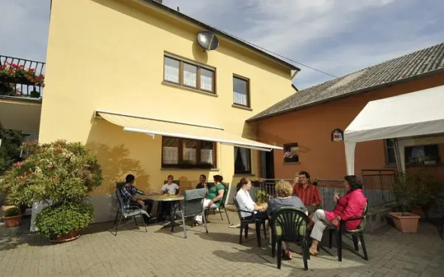 Homestay Öko-Weingut Roman Herzog