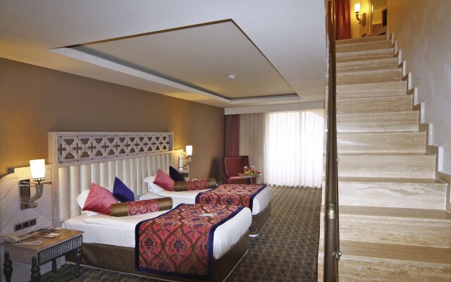 Royal Alhambra Palace – All Inclusive