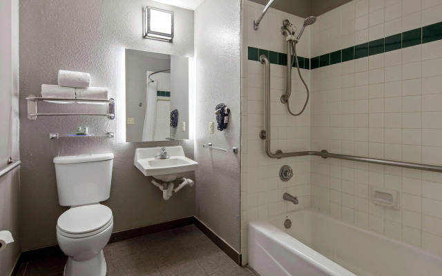Best Western near Lackland AFB/SeaWorld