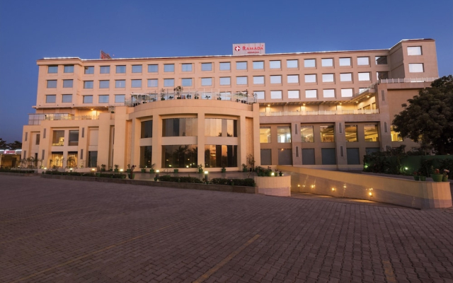Ramada by Wyndham Neemrana