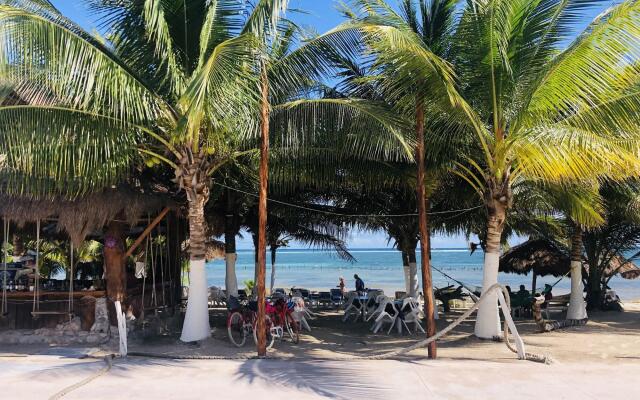 Camping Lunas Bar