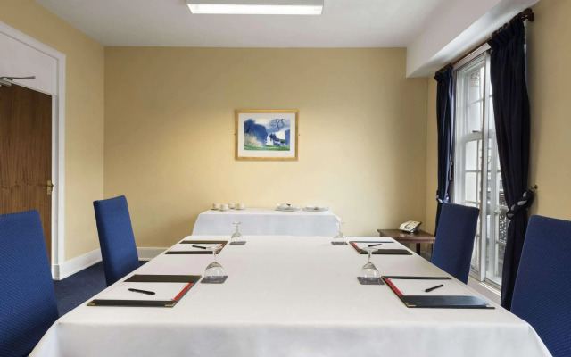 Ramada by Wyndham Loughborough Hotel