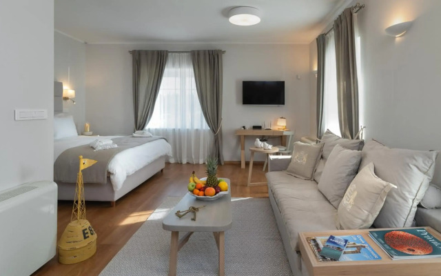 Porto Vecchio Luxury Suites