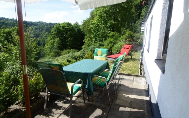 Apartment With one Bedroom in Waldbreitbach, With Wonderful Mountain V