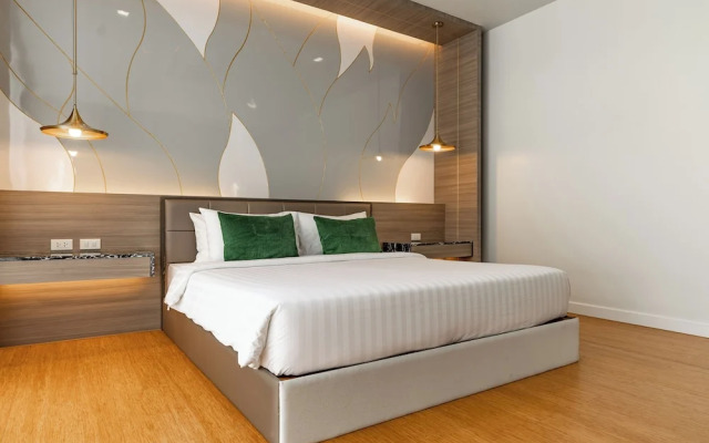 Panora Villa 8119 By Villacarte